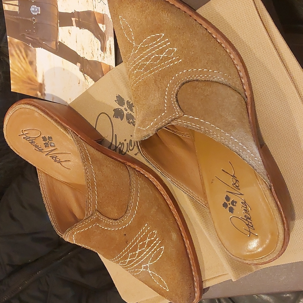 Patricia Nash Mules